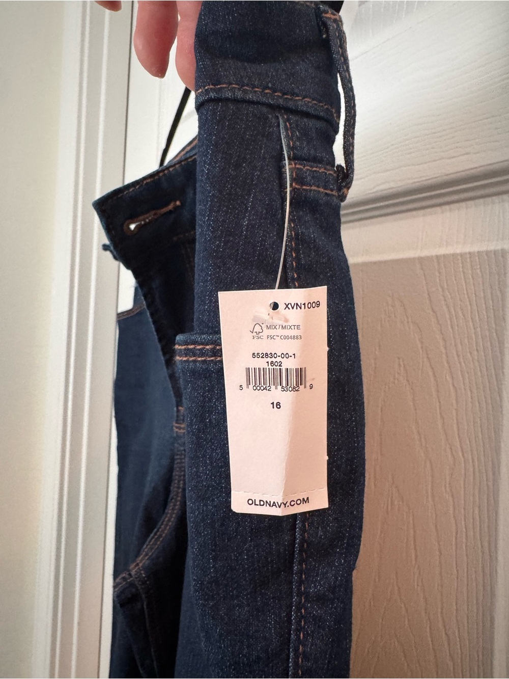 NWT Old Navy Women’s Super Skinny Ankle Mid-Ride Jeans in Dark Blue - Picture 3 of 7